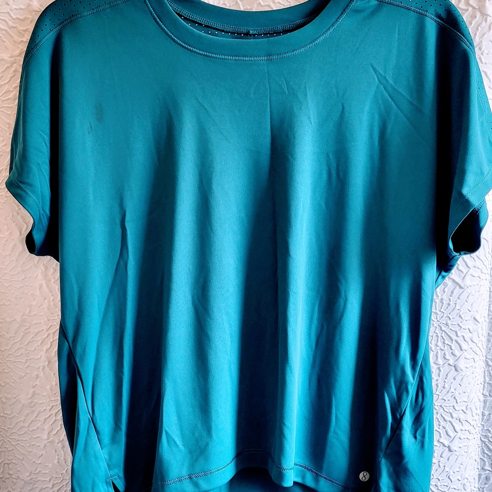 Teal Two Piece Athletic Top and Bottom